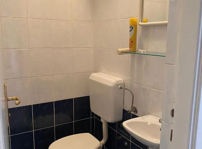 Delfin アパート ザダル